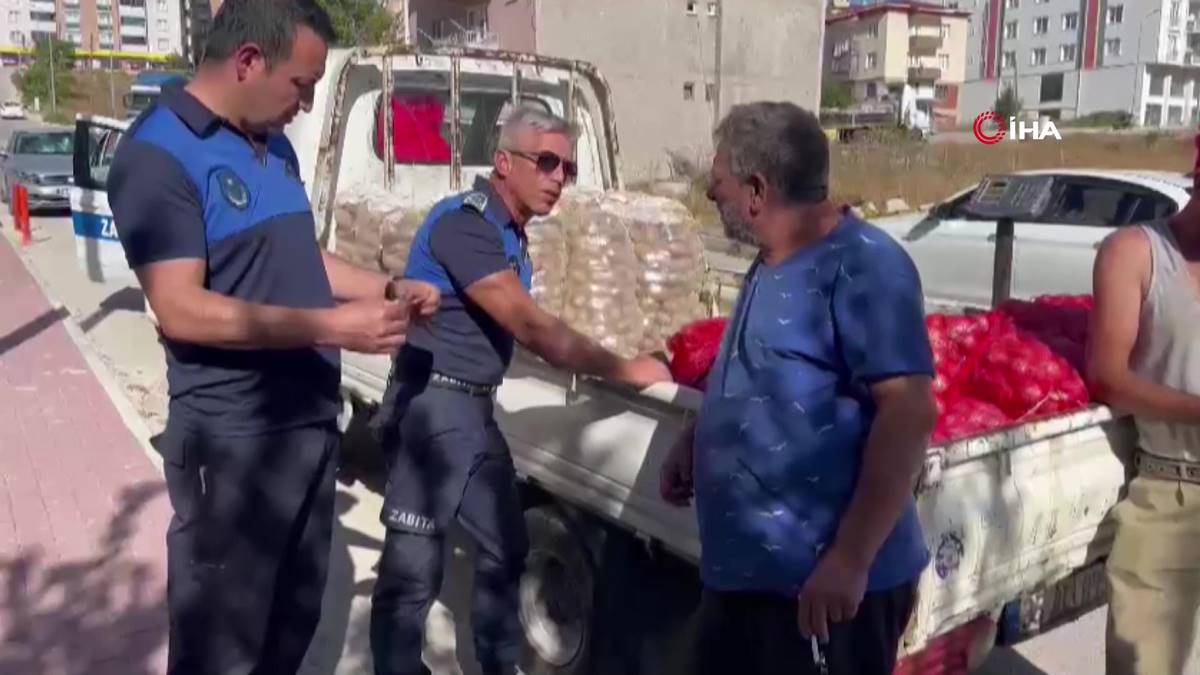 zabita-amiri-sogan-ve-patates-cuvallarini-tartinca-sok-oldu-4