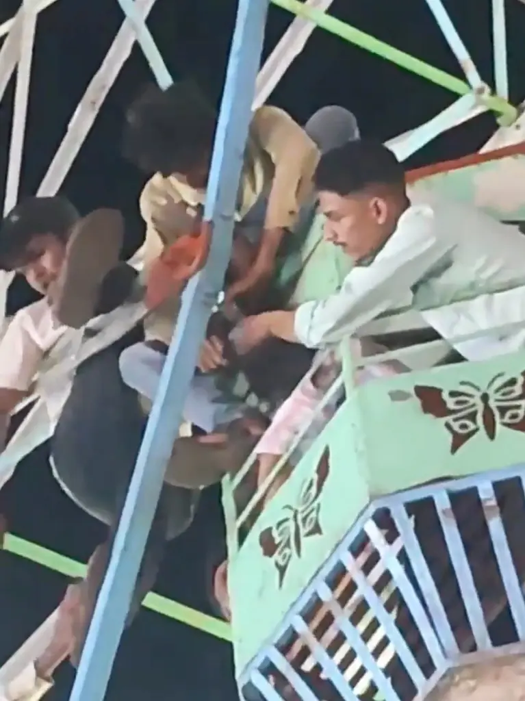 nypichpdpict000043976564