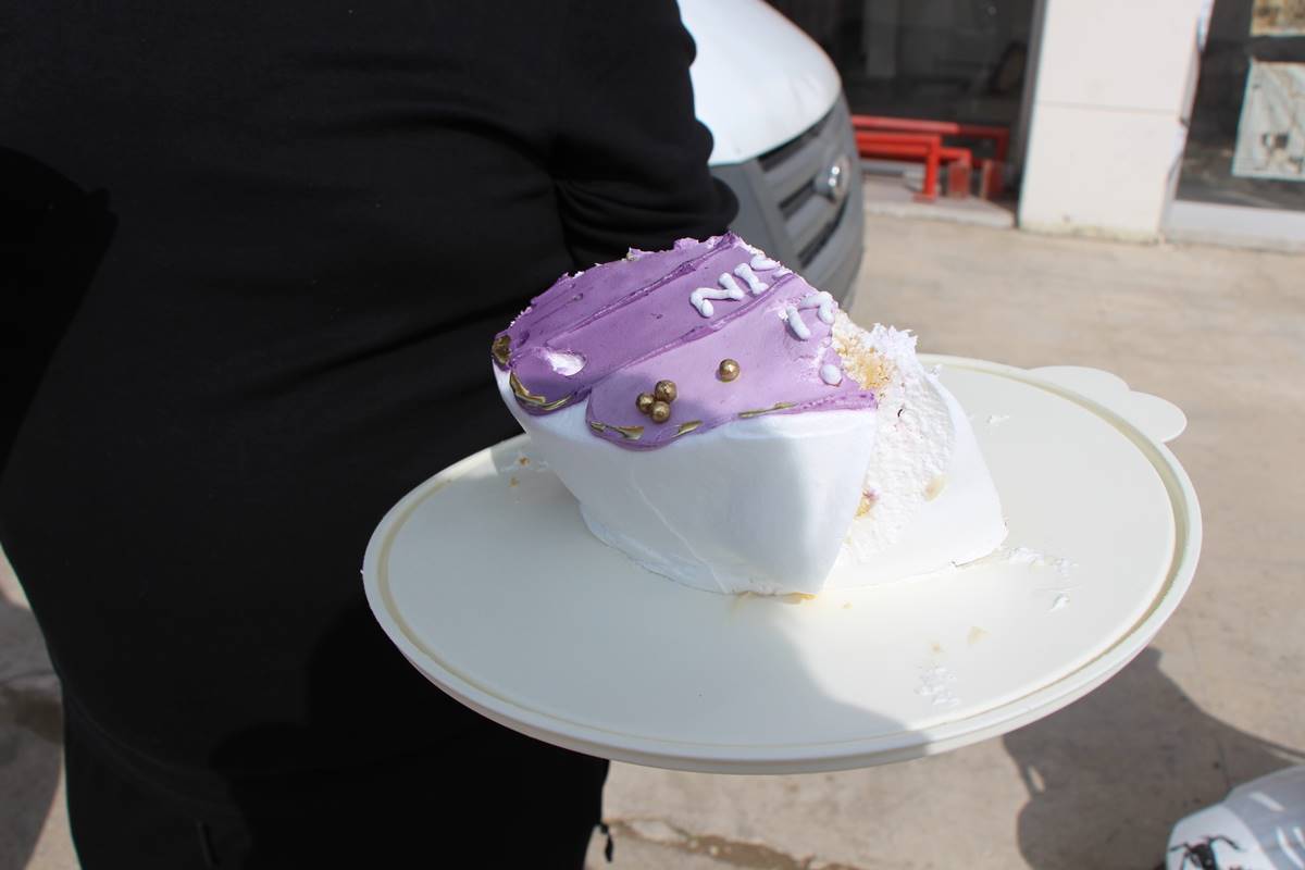 dogum-gunu-pastasi-yiyen-14-kisi-zehirlendi-9