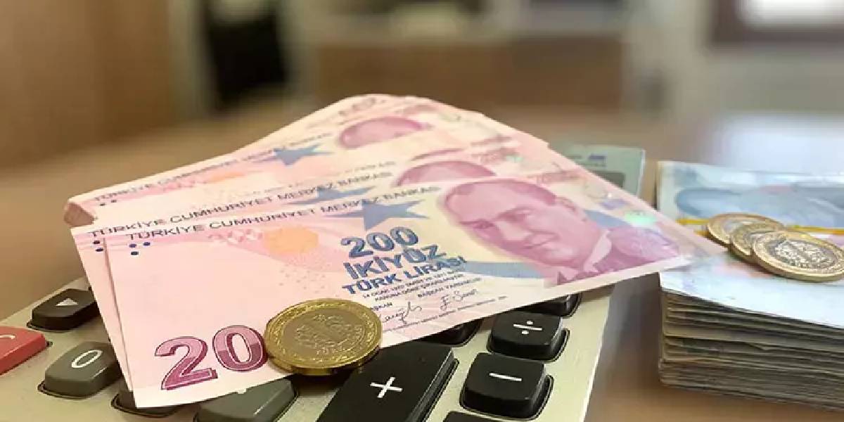 memur-ve-emekliye-piyango-vurdu-uc-aylik-zam-orani-netlesti-enflasyon-farkiyla-yeni-maaslar-zil-takip-oynatacak-2