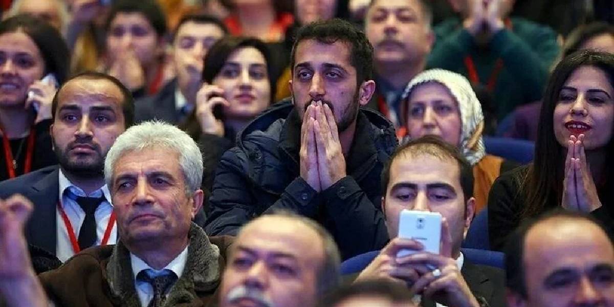 ogretmen-atamalarinda-yeni-donem-bakan-resmen-acikladi-bildiginiz-her-seyi-unutun-1