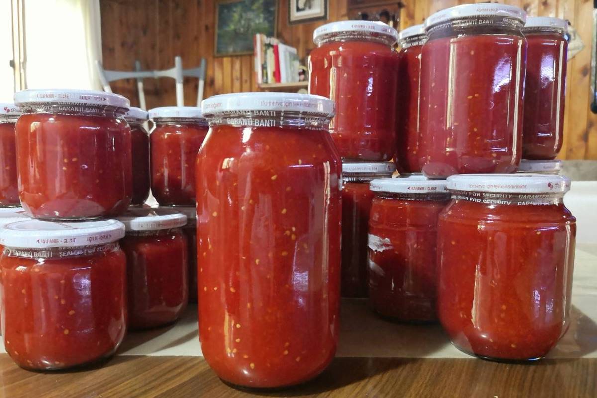 kislik-domates-konservesi-nasil-hazirlanir-4