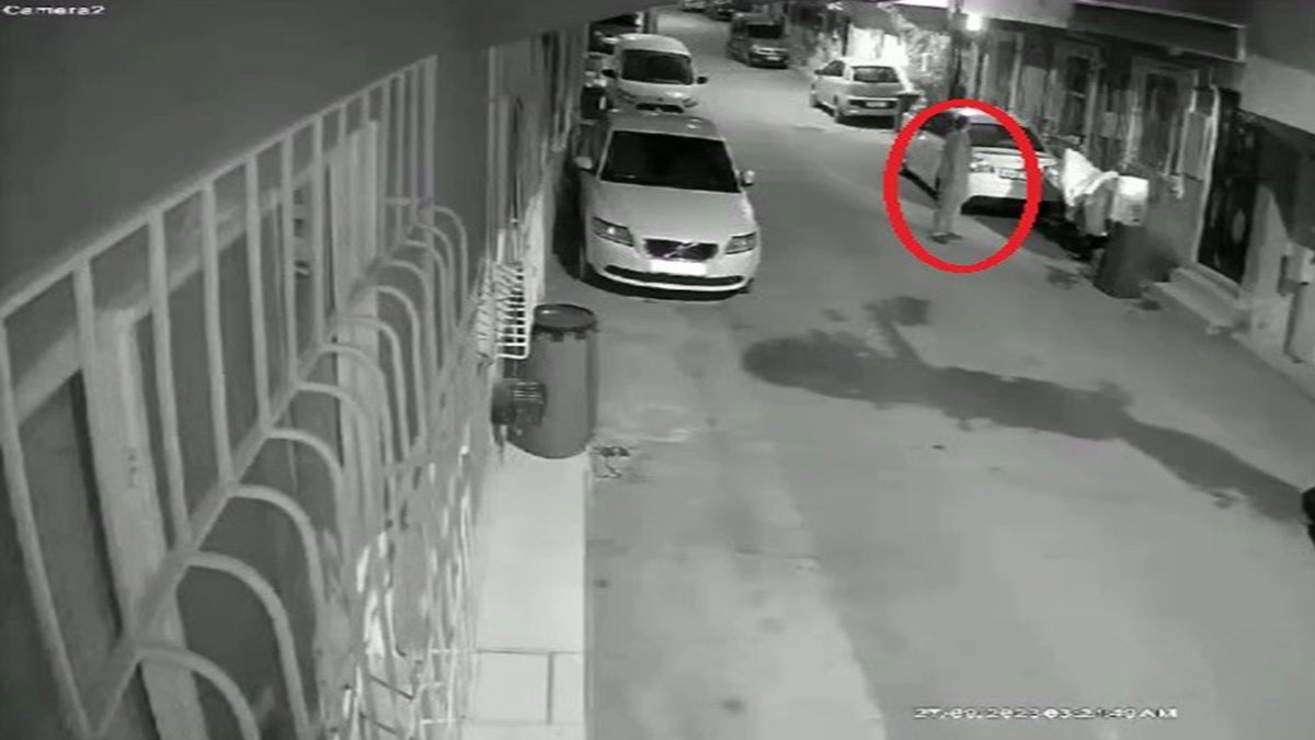 motosikleti-degil-uzerindeki-brandayi-caldilar-1