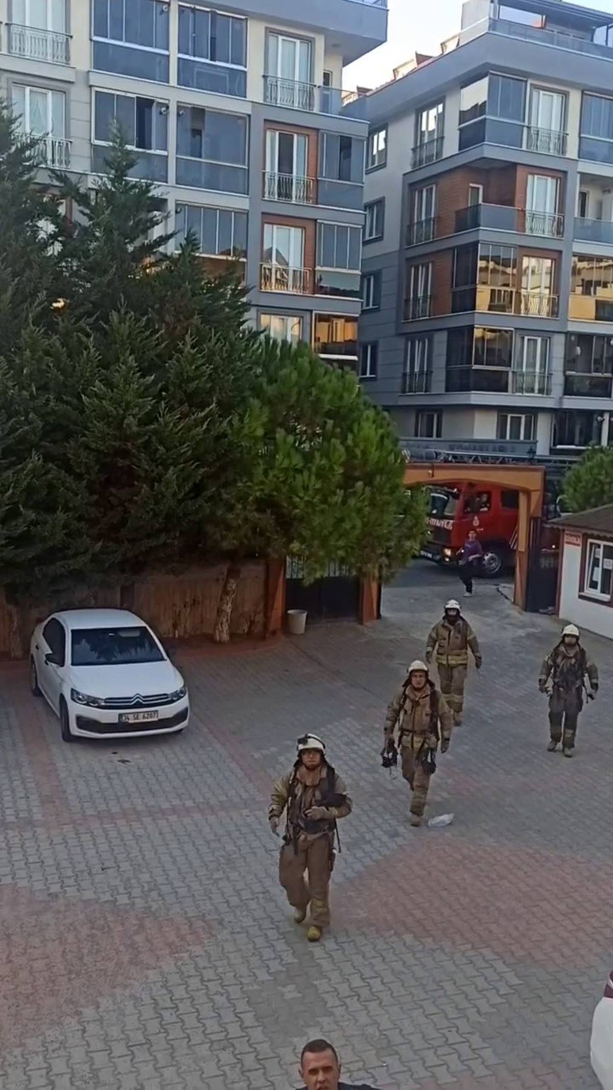 esrarengiz-asilsiz-ihbarlar-aileyi-canindan-bezdirdi-1