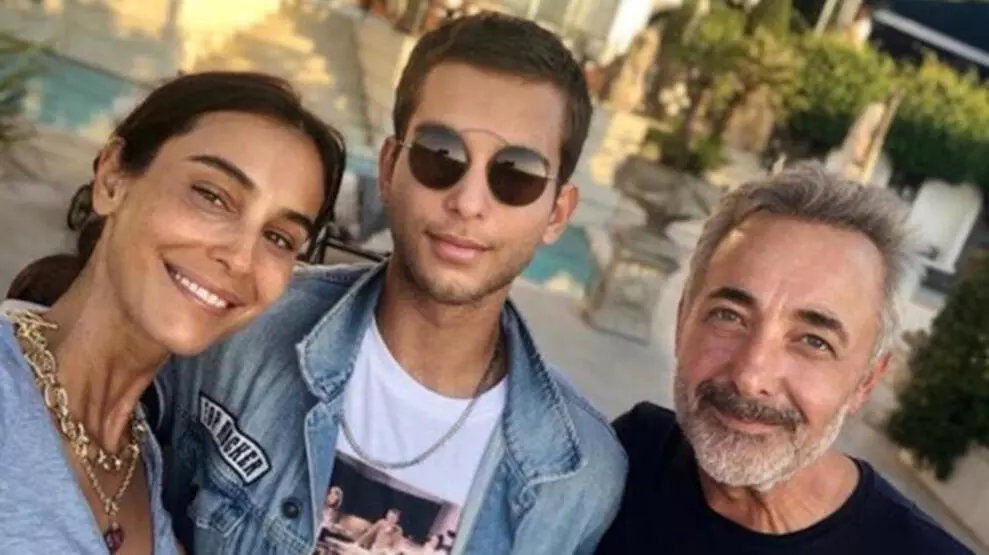 5eafb3e6b57f15055c3b90b4