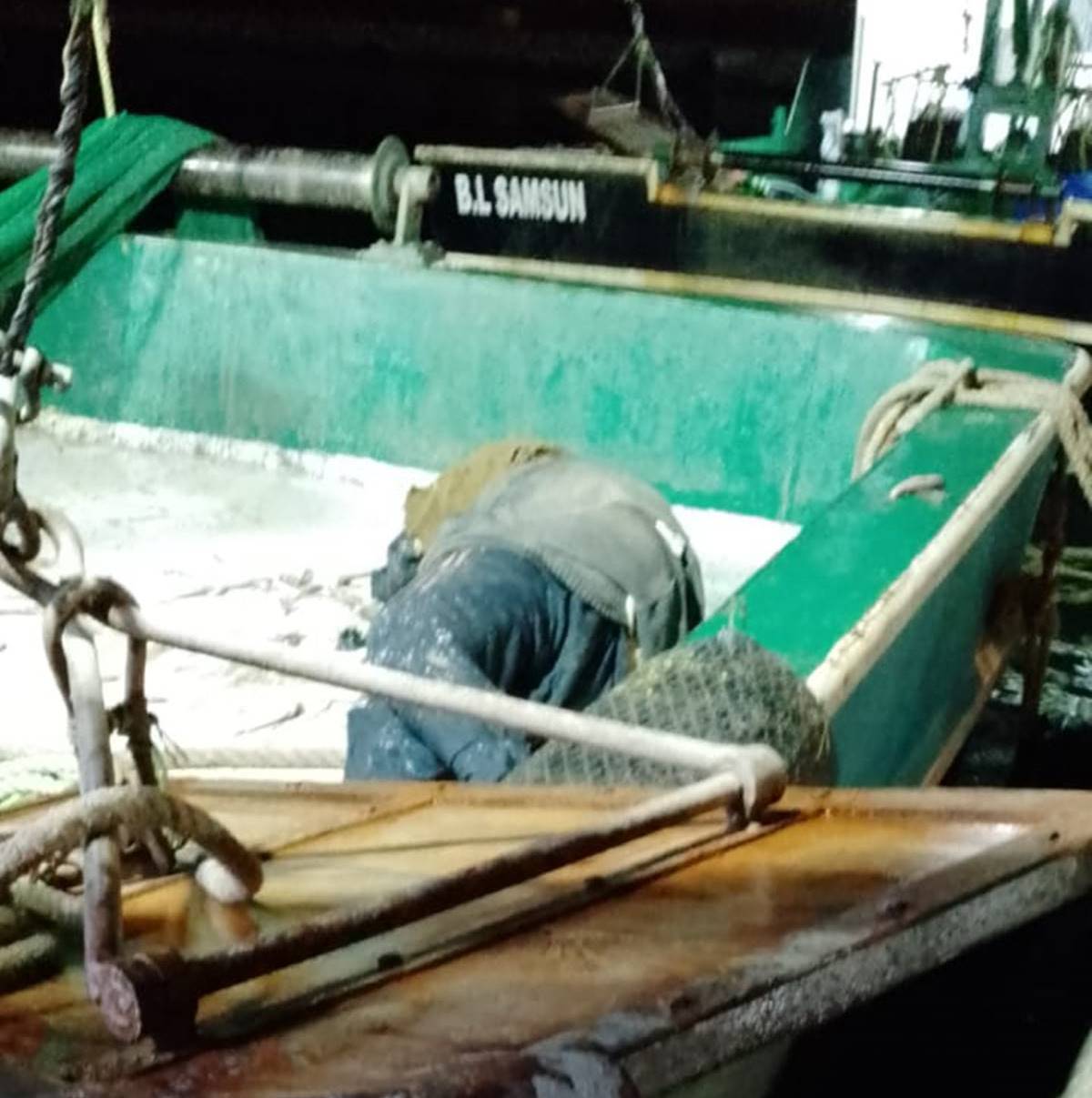 samsun-canik-balikci-agina-ceset-takildi-1-001