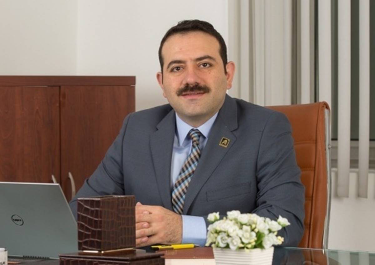 2023/10/24/mustafa-hakan-ozelmacikli-kimdir