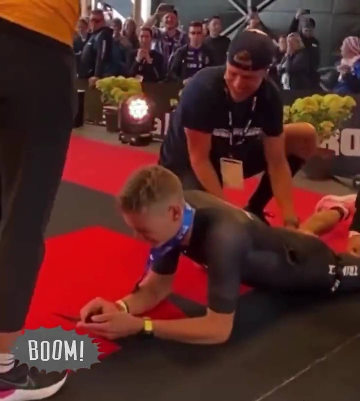 evlenme-teklif-ederken-bacagina-kramp-girdi-yere-yigildi-4