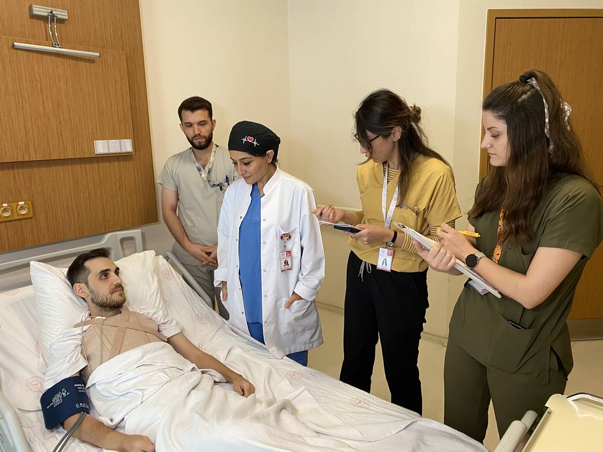 hizla-zayifladigi-icin-hastaneye-gitti-hayatinin-sokunu-yasadi-1