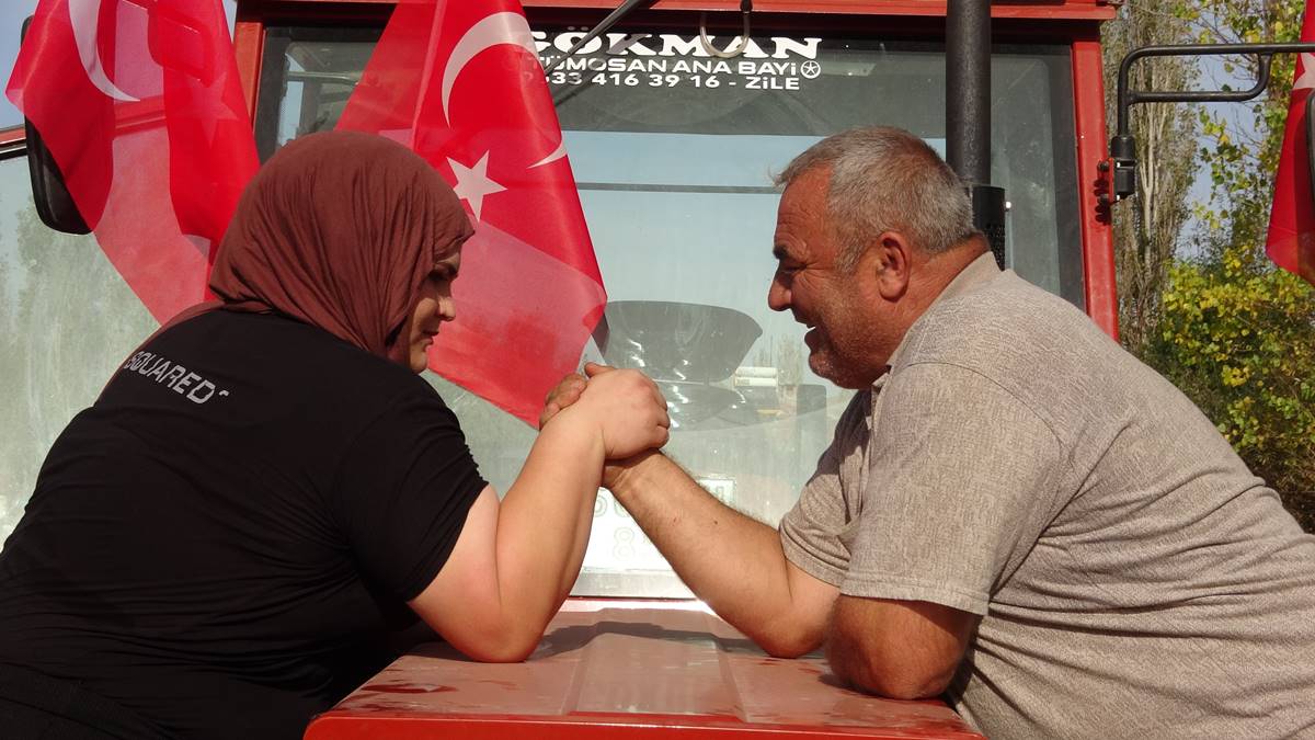 hiranur-turker-tesadufen-bilek-gurescisi-oldu-1