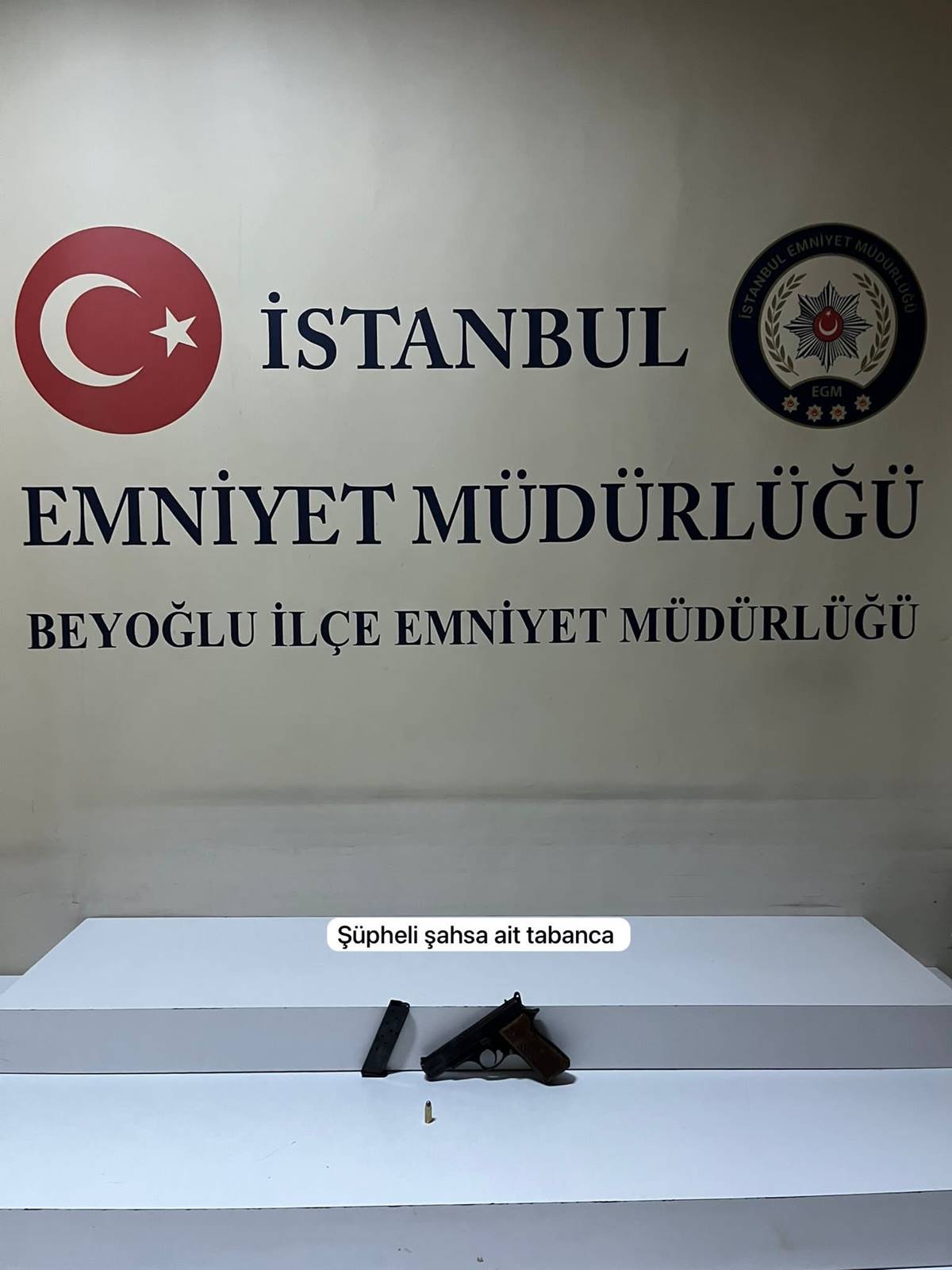 vuruldu-yerlerde-surundu-polis-foyasini-ortaya-cikardi-8