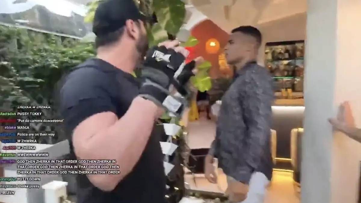 ikinci-savas-cebeci-vakasi-kaslarina-guvendi-kucucuk-adamdan-evire-cevire-dayak-yedi