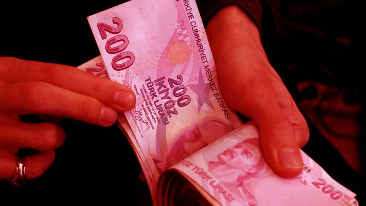 asgari-ucretin-ustunde-maas-alanlara-kotu-haber-ozgur-erdursun-sosyal-medya-hesabindan-duyurdu