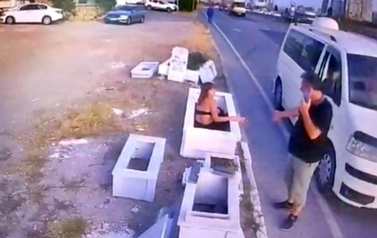 bedava-mezar-buldu-icine-girdi-ne-demek-2