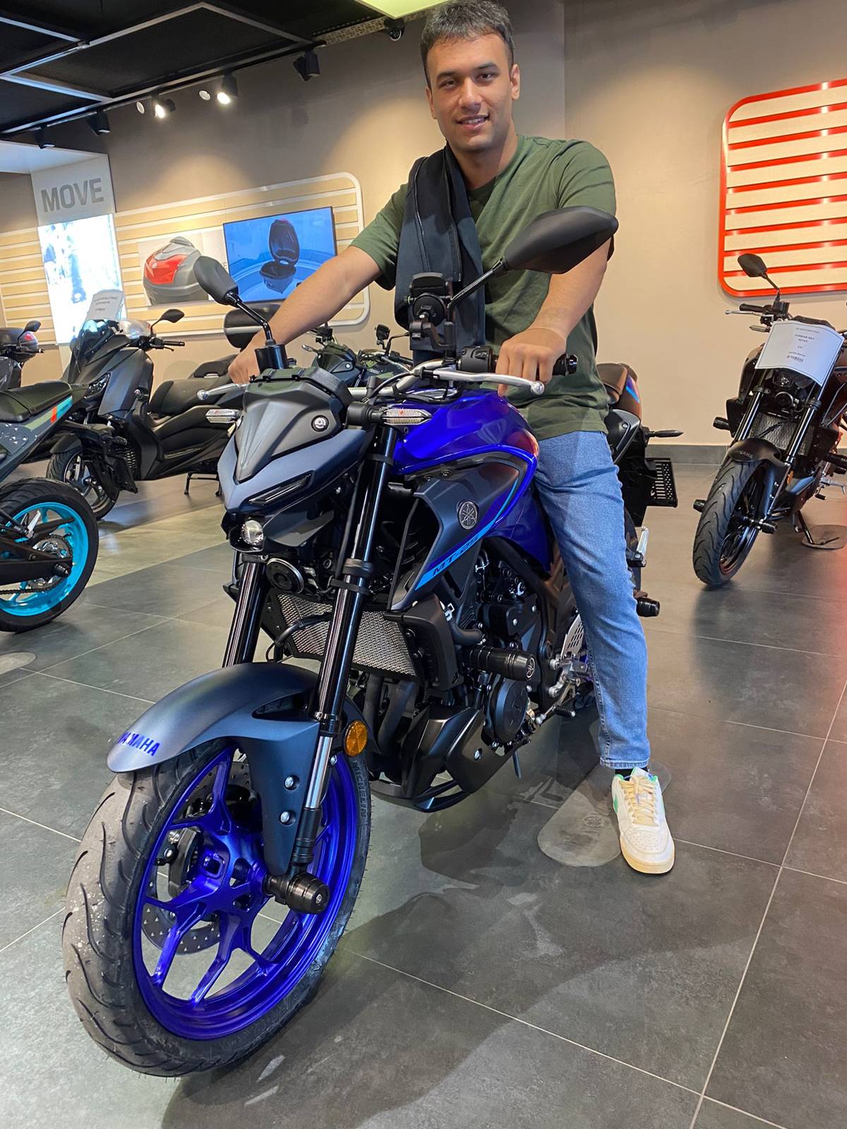 calinan-motosikletini-bulana-odul-olarak-bitcoin-verecek-2