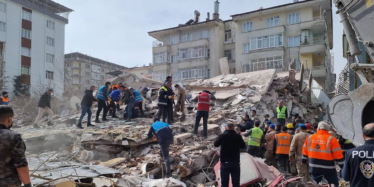 malatyada-deprem-mi-oldu-1