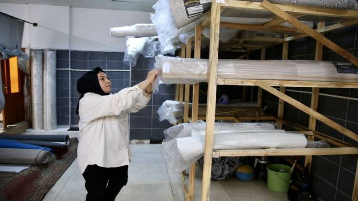 hali-yikamaci-haliyi-acinca-sok-oldu-icinden-kilo-kilo-altin-cikti-ilk-once-cope-atmisti-sonra