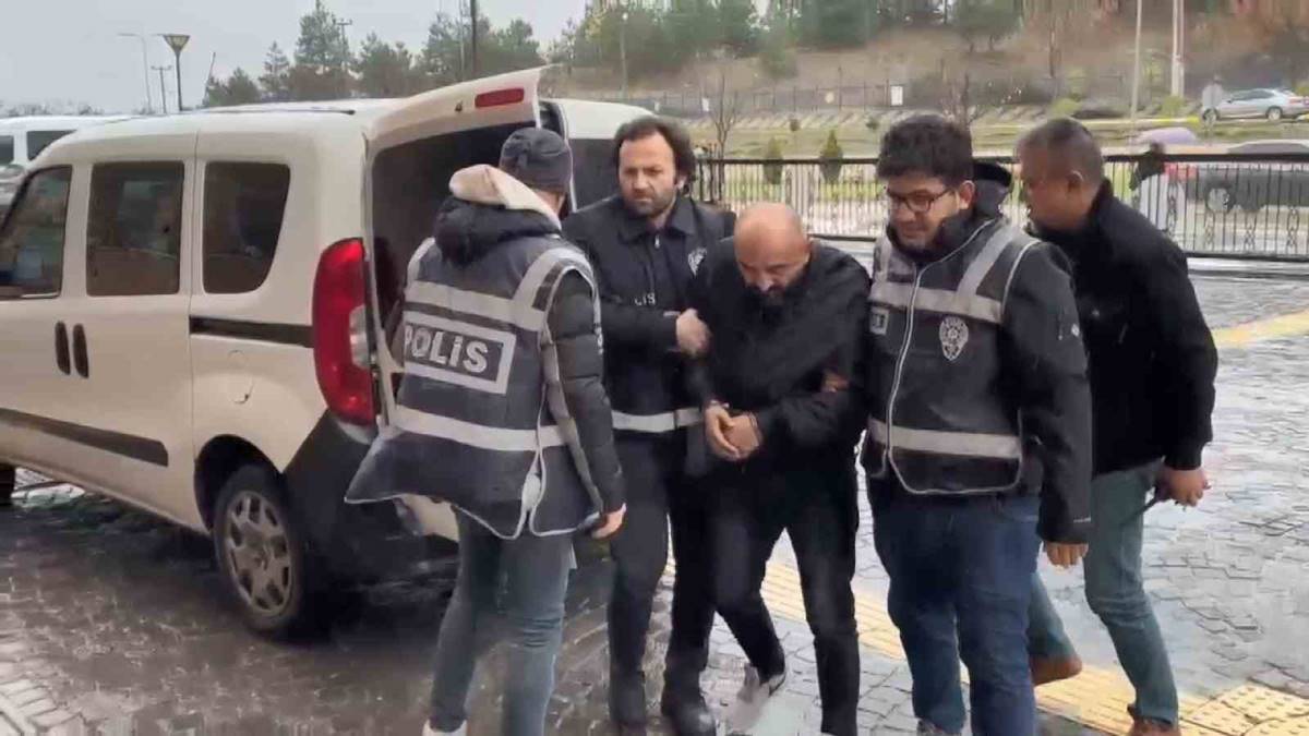 sahte-arac-ilanlariyla-onlarca-kisiyi-dolandirmis-2