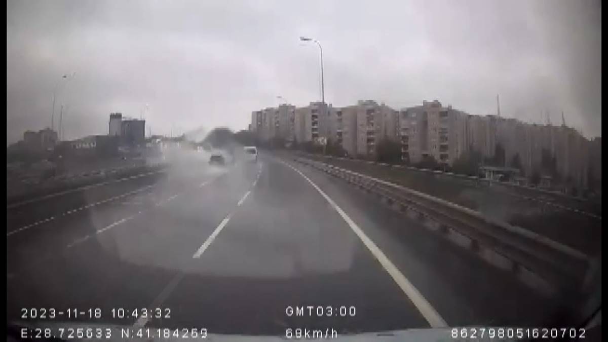 istanbul-arnavutkoy-trafik-kazalari-izle-3