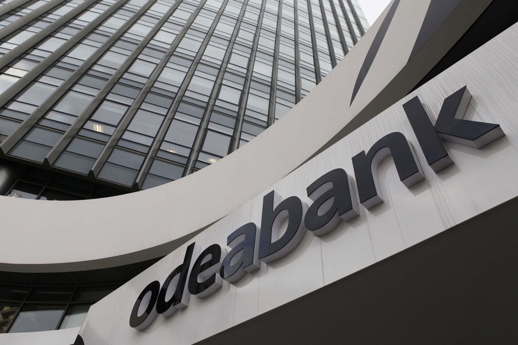 648200f33d19bd03727a9bd50e54d41d