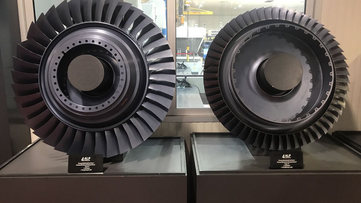 aa-20231201-33076180-33076171-milli-9t7j