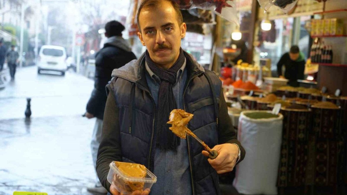 kati-pekmez.jpg