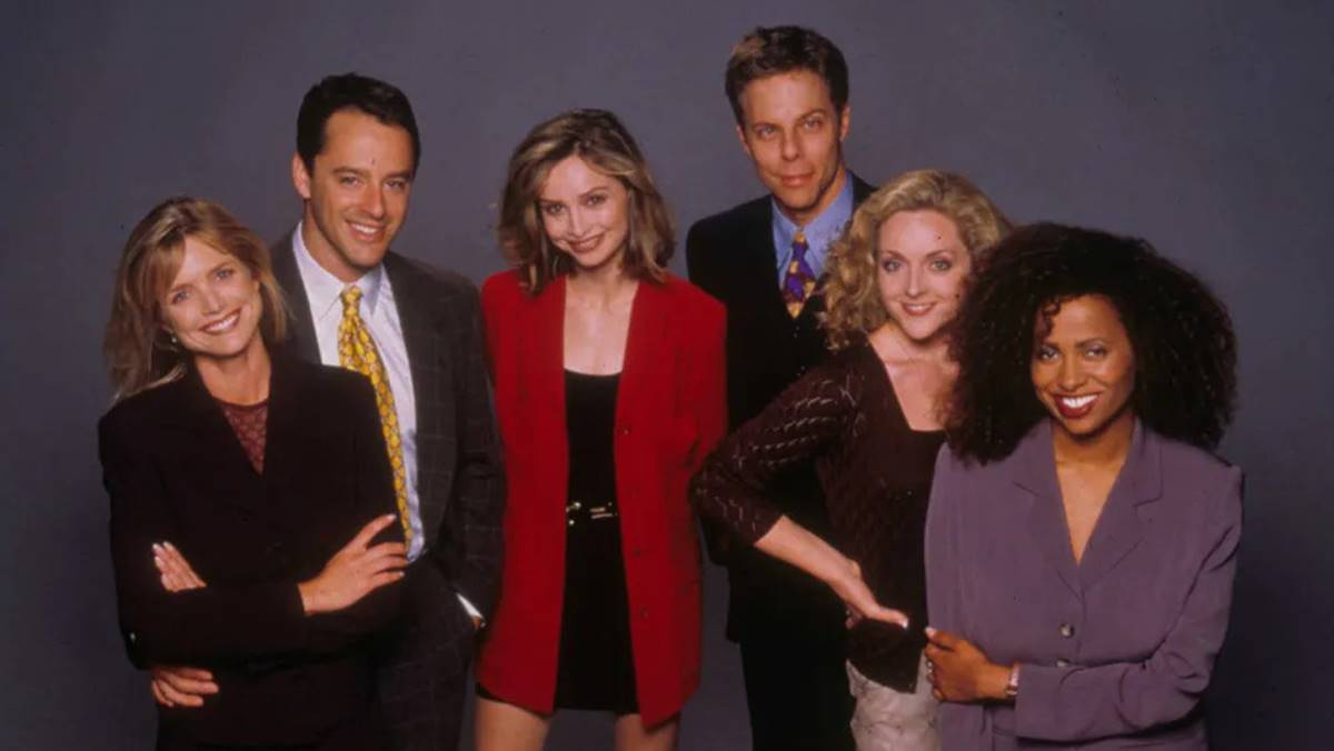 ally-mcbeal-ne-zaman-cekildi.jpg