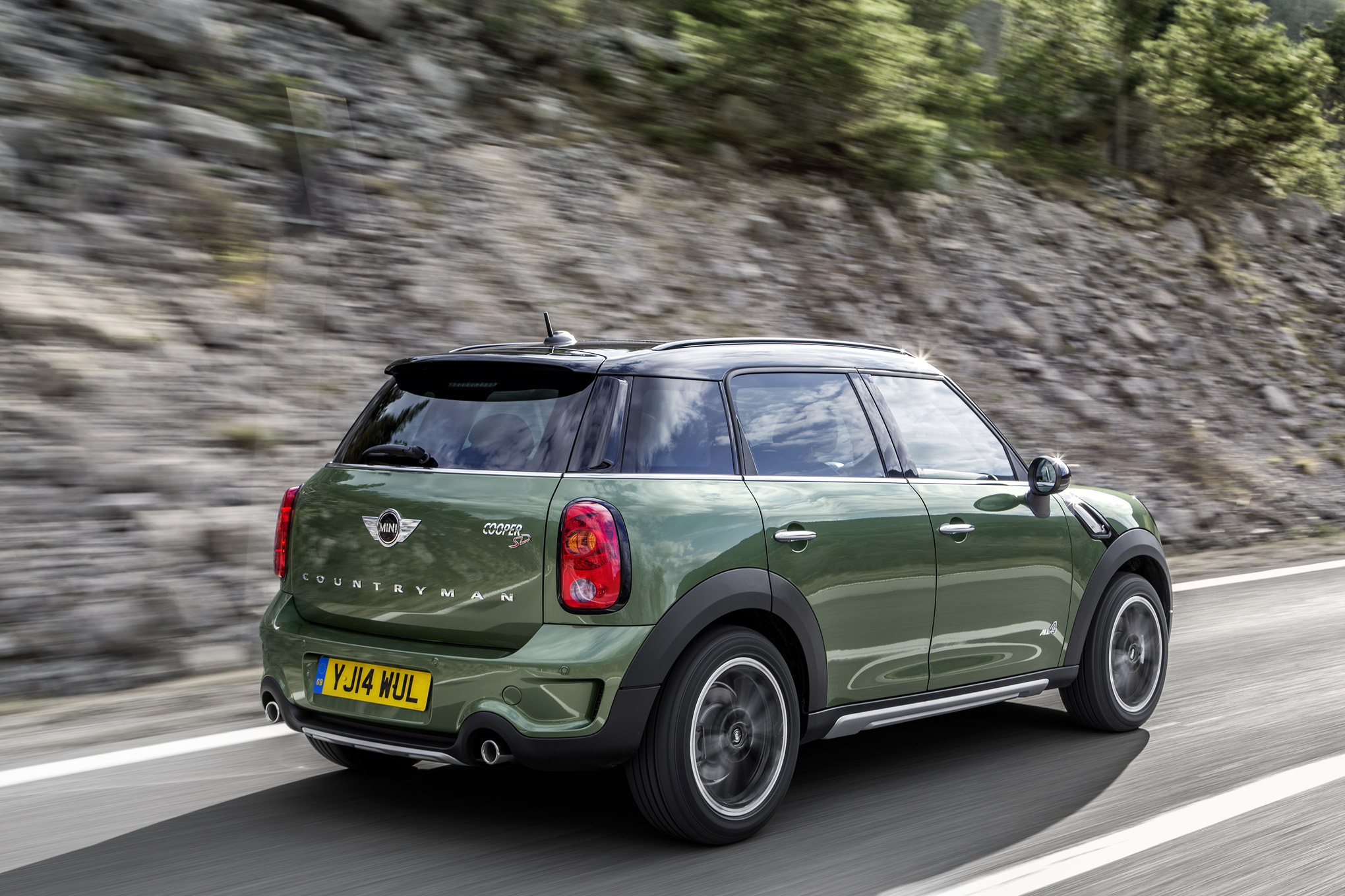 2015-mini-countryman-6.jpg