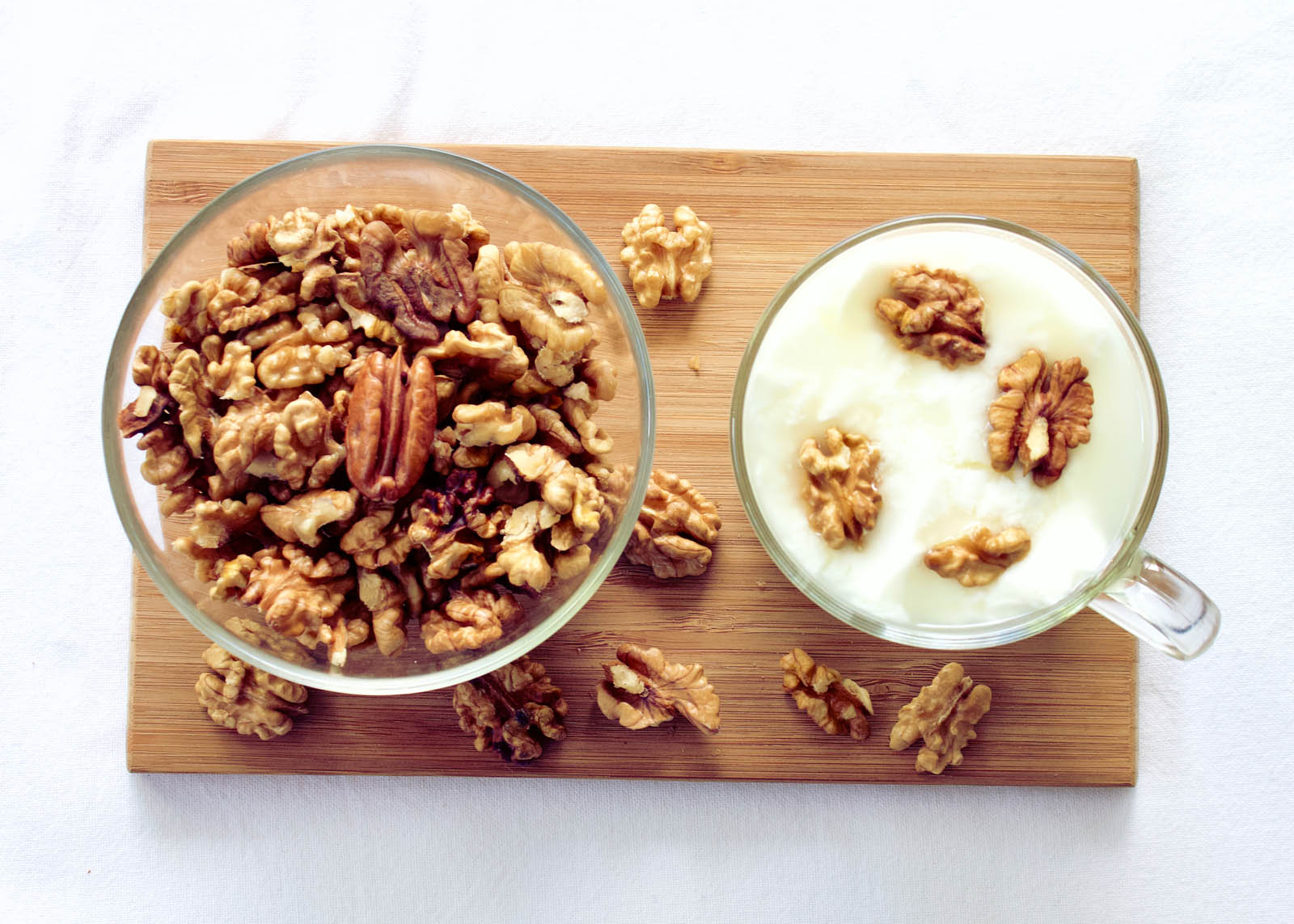 homemade-yogurt-with-friendly-nuts-dessert-014-img-2367-crop.jpg