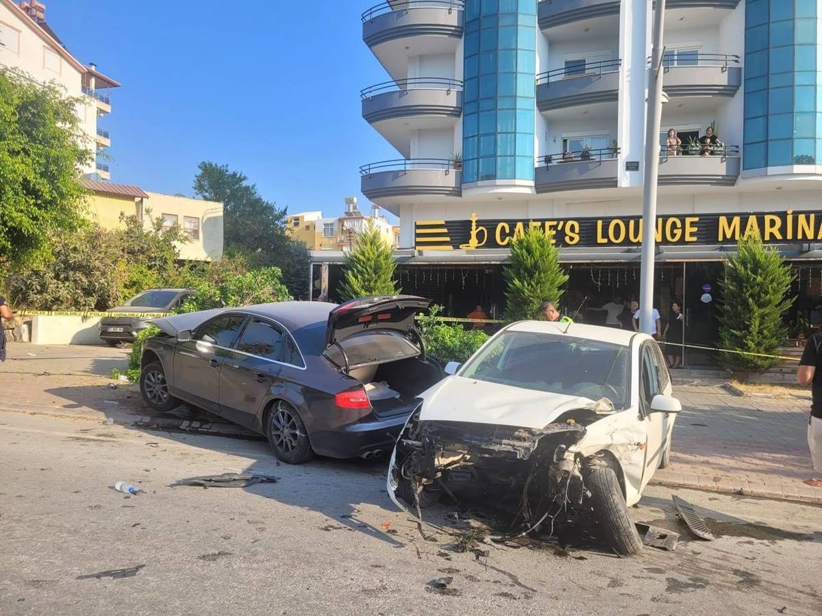 antalya-gazipasa-trafik-kazasi-izle-son-dakika-4.jpg