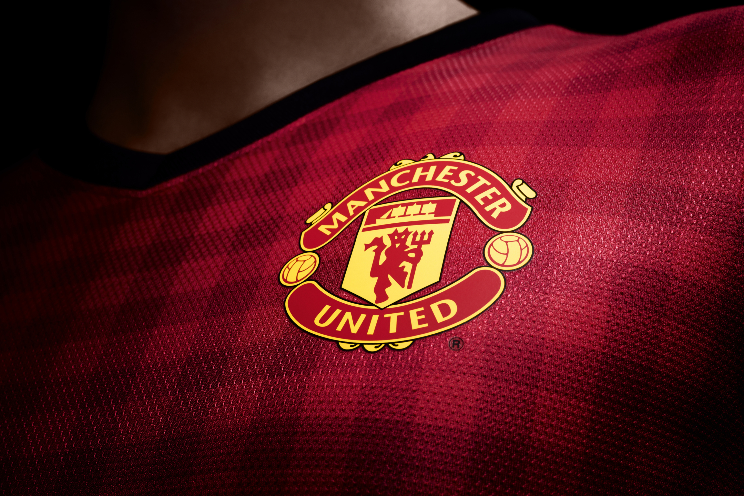 manchester-united-t-shirt-2880x1920.jpg