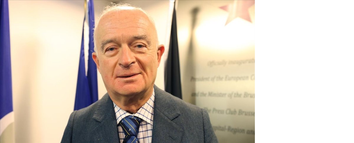 thumbs-b-c-b7e23c04bfe58db5dac716d58679ec6b