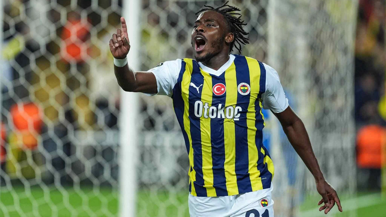 fenerbahcede-bright-osayi-samuel-gelismesi-lu5w.webp