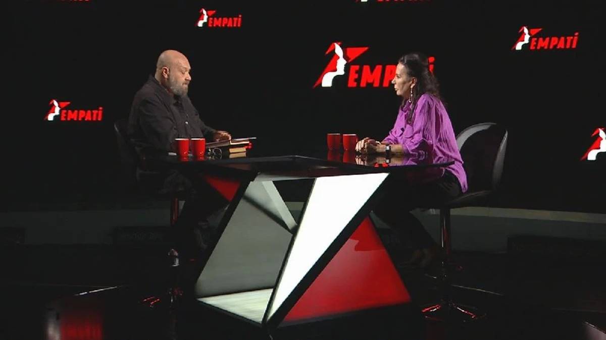 perihan-savas-empati-ahmet-mumtaz-taylan