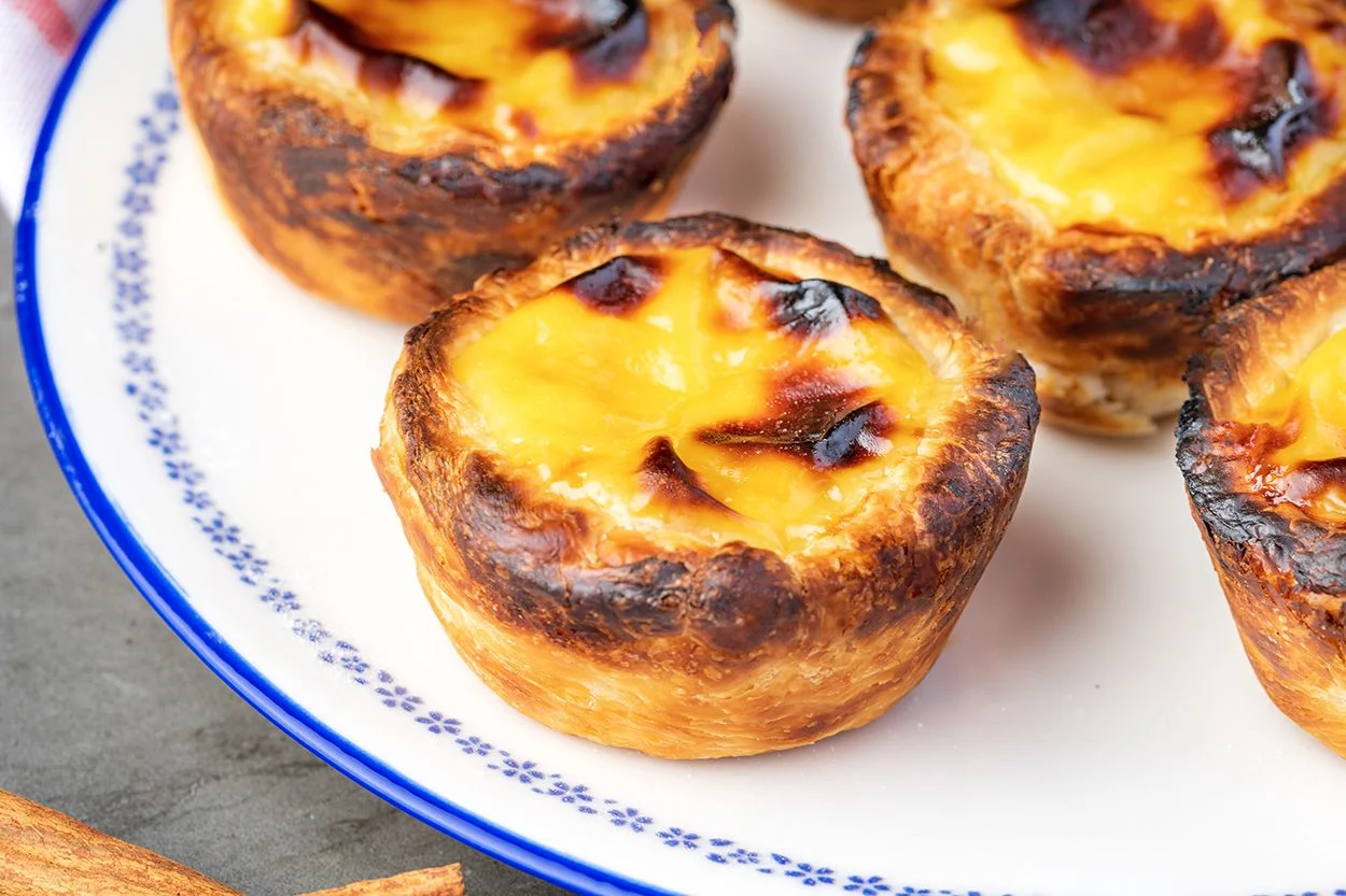 pastel-de-nata-yemekcom-1.webp