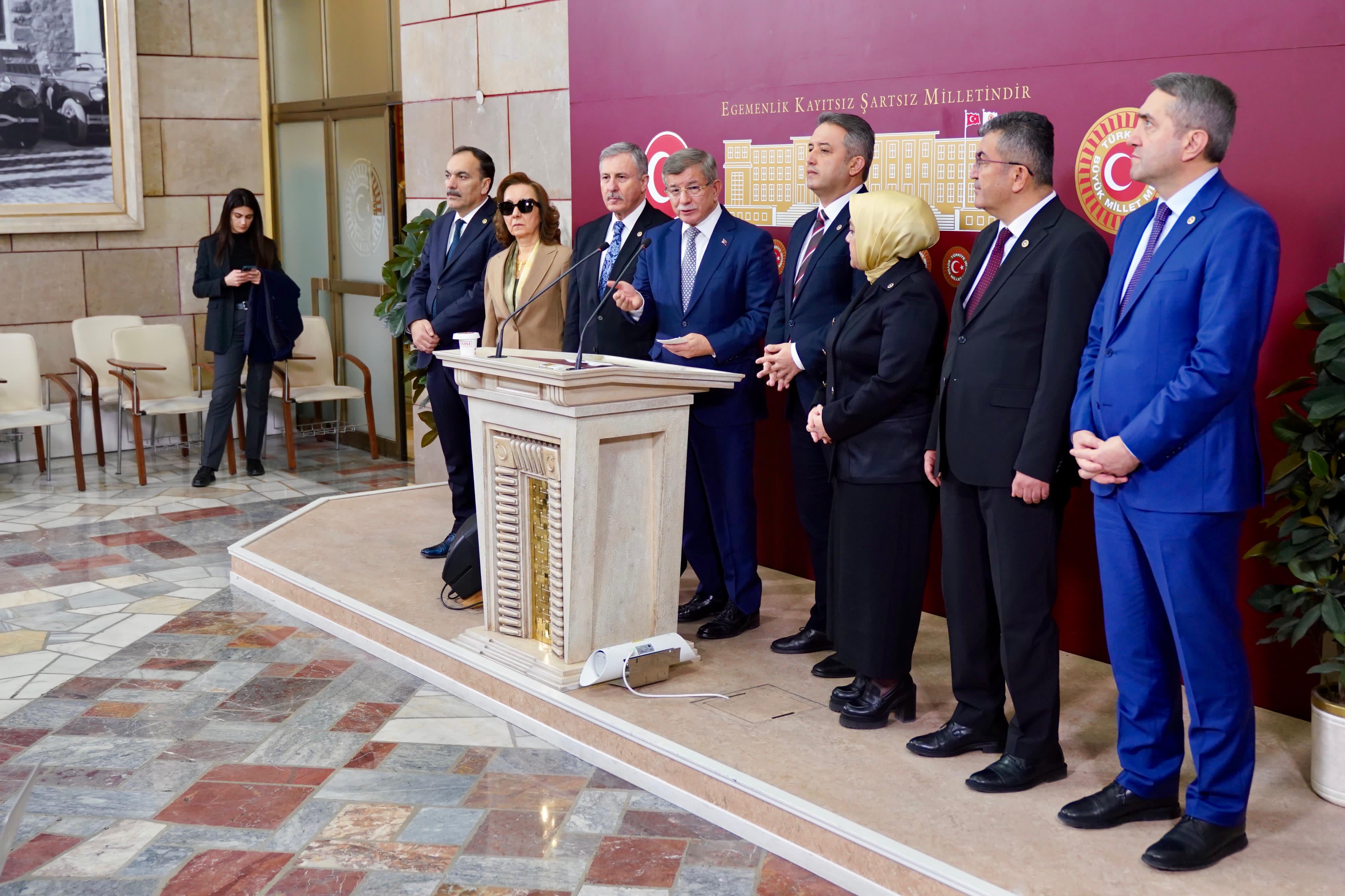 whatsapp-image-2024-12-12-at-17-39-44