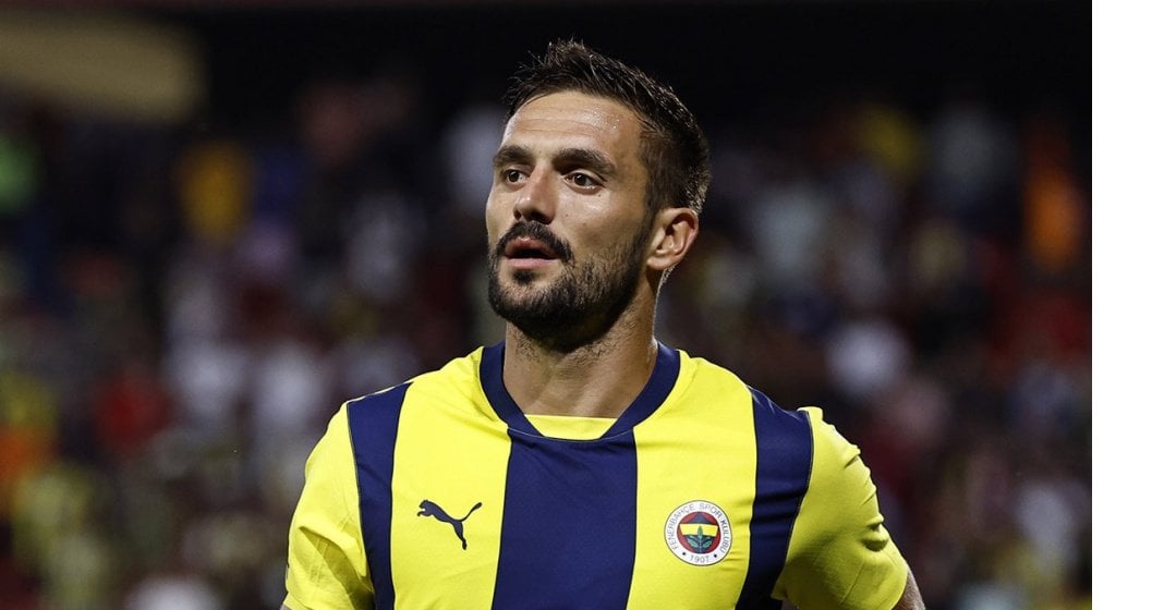 dusan-tadic-fenerbahce-2024-2025-1723015031-144477.jpg