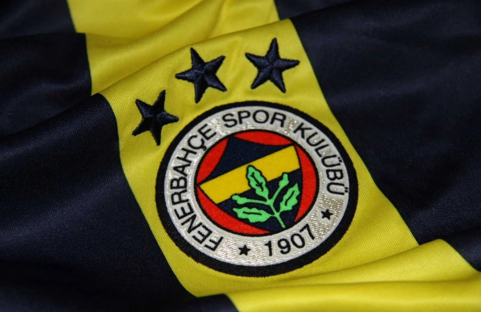 0x0-fenerbahce-transferde-yildizini-buldu-dunyaca-unlu-isim-1597391501522.webp