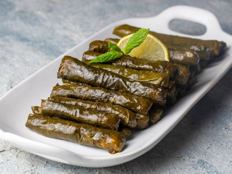 zeytinyagli-yaprak-sarma-281366-5282c119-d499-47d6-80f0-cbefbbcf3488.jpeg