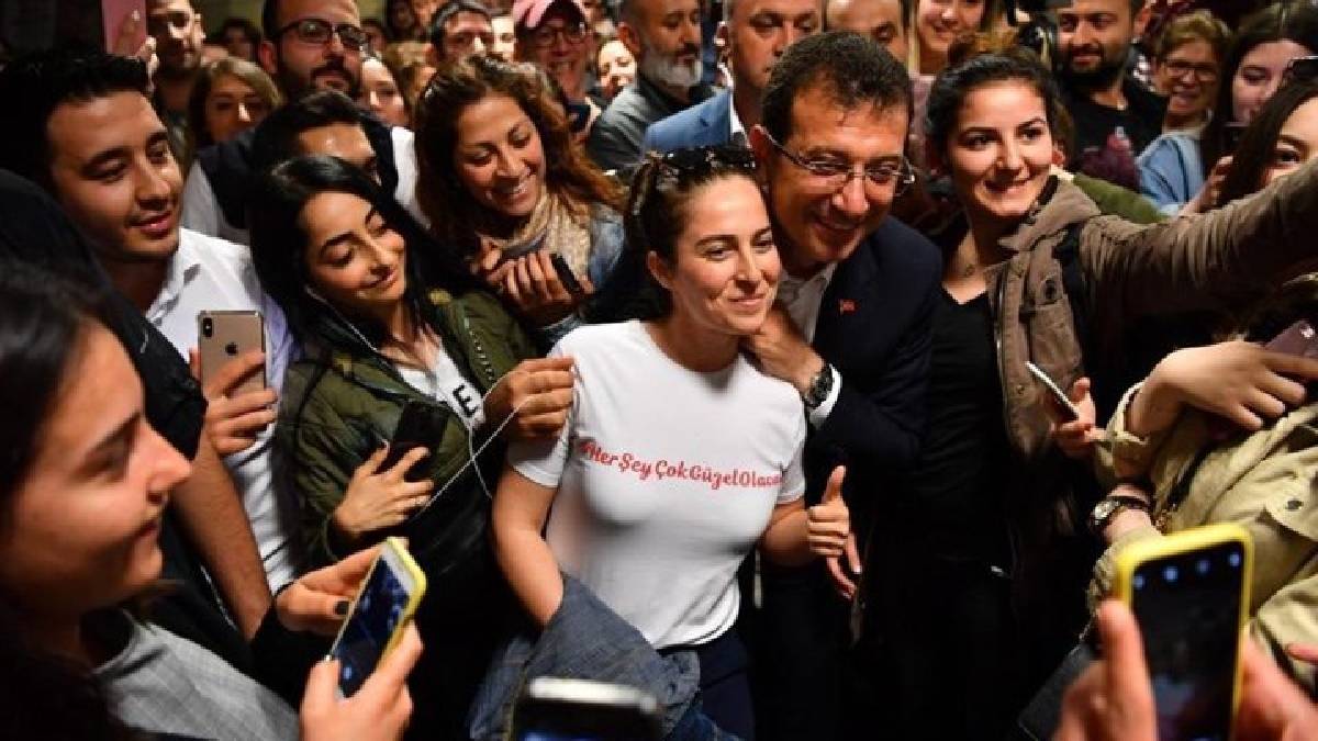 ekrem-imamoglu-ogrenci-kapak.jpg