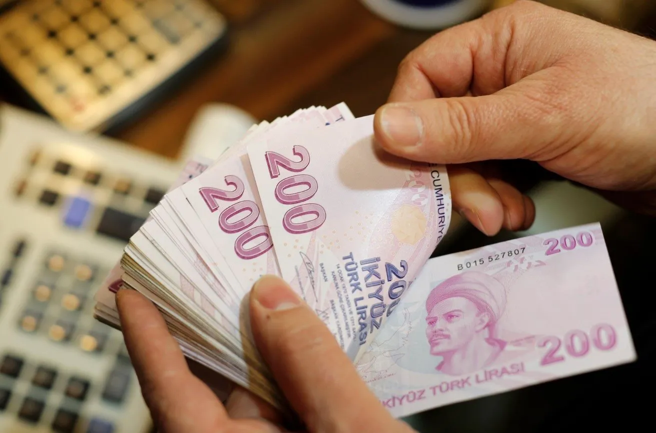 0x0-asgari-ucret-2023-temmuzda-ne-kadar-olacak-net-ve-brut-ilk-tahminler-yeni-asgari-ucret-zammi-ne-zaman-aciklana-1686558340643.webp
