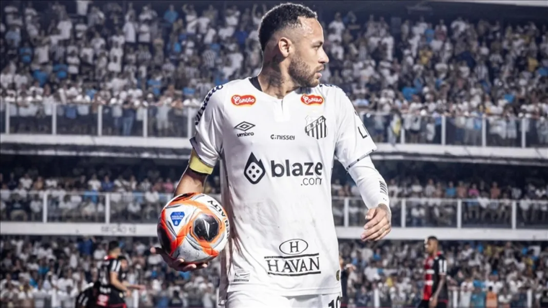 neymar-santos-formasiyla-sahalara-geri-dondu.webp