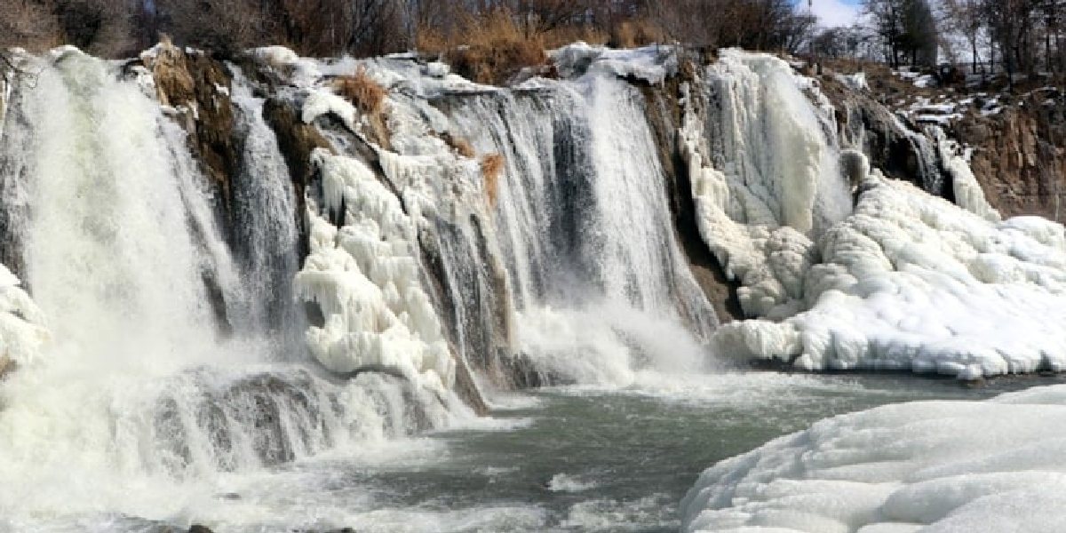 muradiye-selalesi-2.jpg