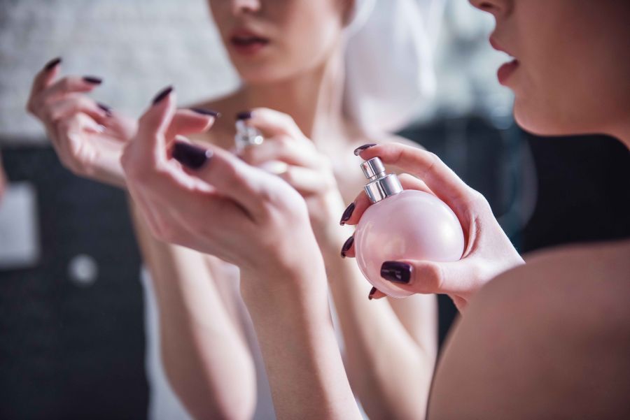 parfum-secimi-ve-kalici-etki-taktikleri-4.jpg