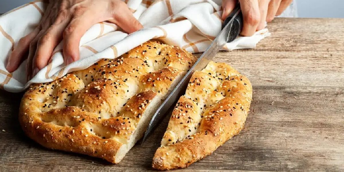 evde-ramazan-pidesi-tarifi-2.jpg