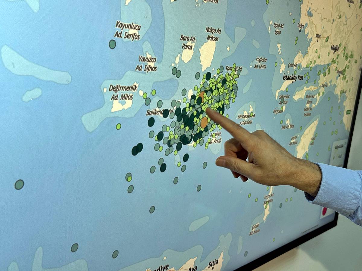 ege-denizinde-volkanik-patlama-olur-mu-tsunami-olur-mu-deprem-riski-var-mi-3.jpg
