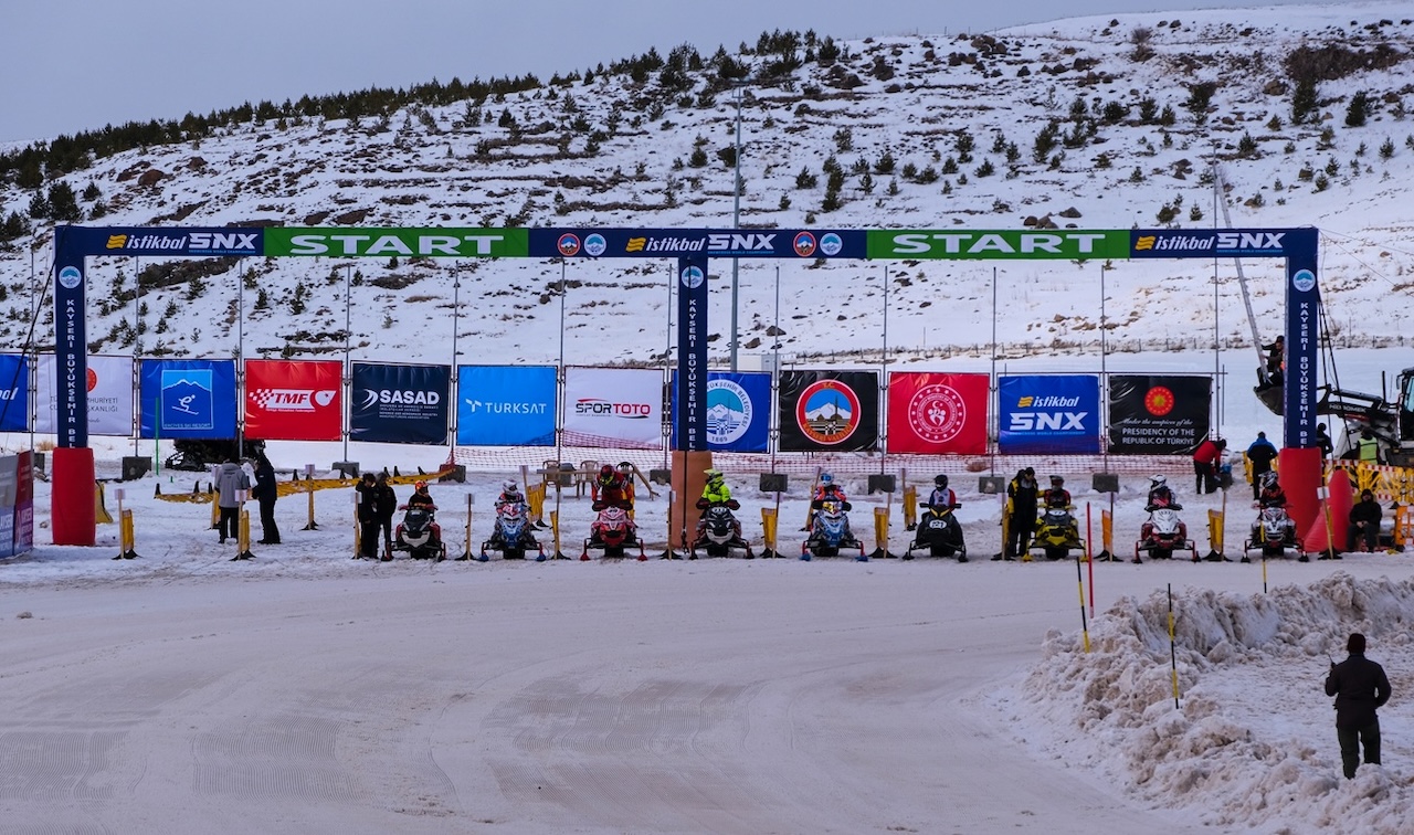 erciyes-dunya-kar-motosikleti-sampiyonasina-ikinci-kez-ev-sahipligi-yapacak-3.jpg