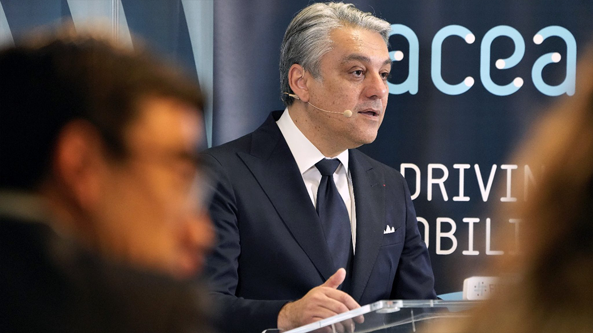 luca-de-meo-renault-ceo.png