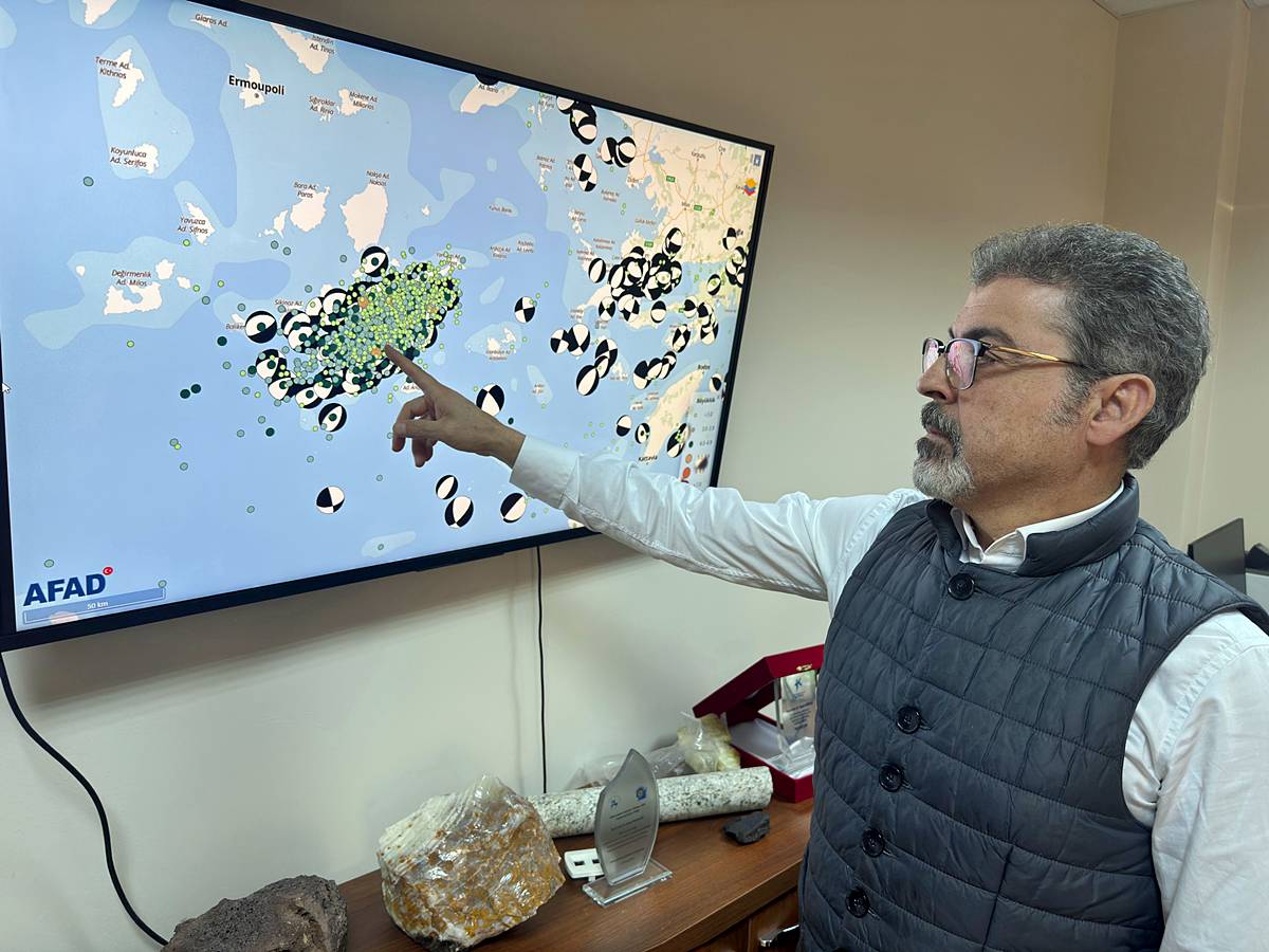 hasan-sozbilir-ege-denizi-deprem-aciklamasi-1.jpg
