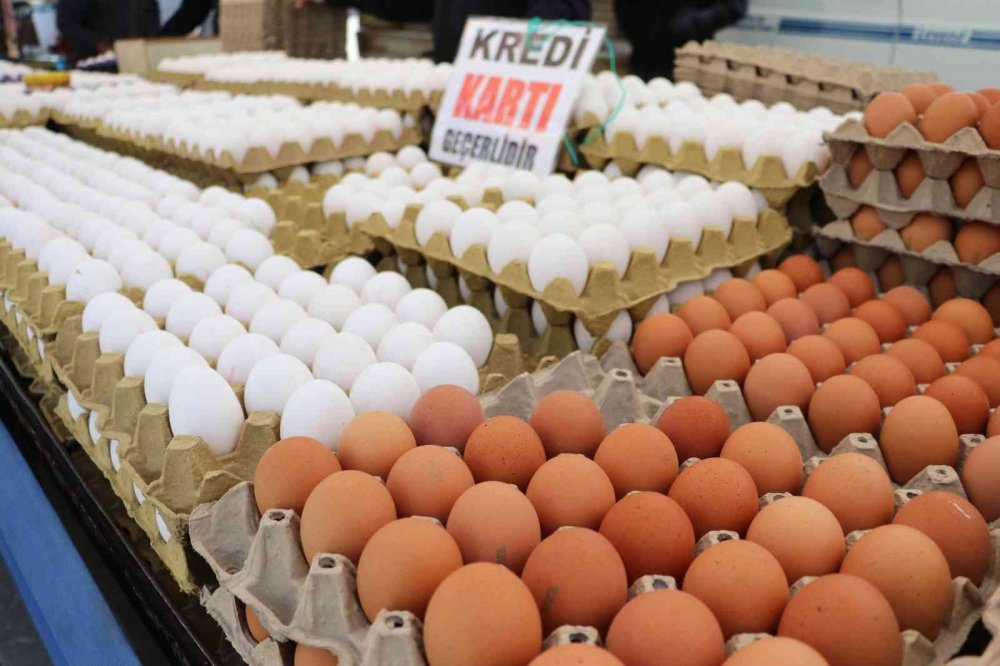 adanada-pazarcilar-da-teknolojiye-uyum-sagladi-ve-kredi-karti-makinasi-001